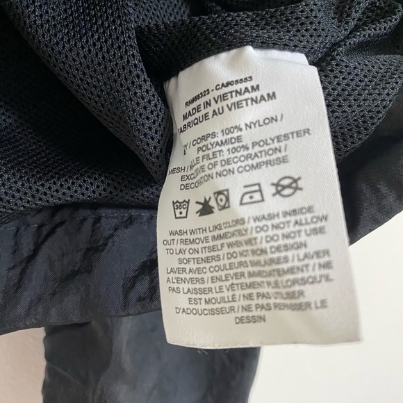 Nike vintage Women's Black and White Utility Jacket like new - Picture 5 of 6